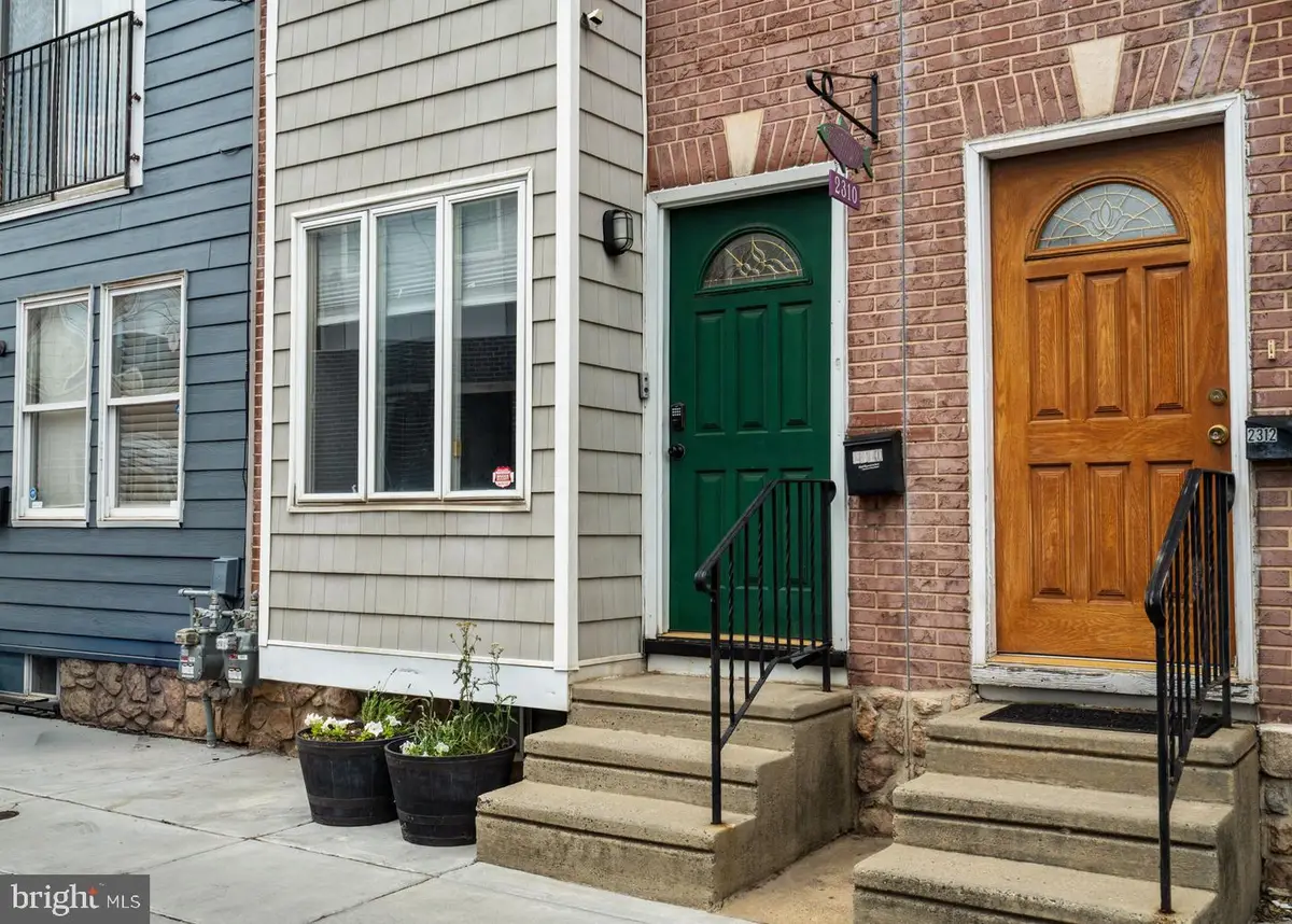 2310 E Cabot St, Philadelphia, PA 19125 - #1