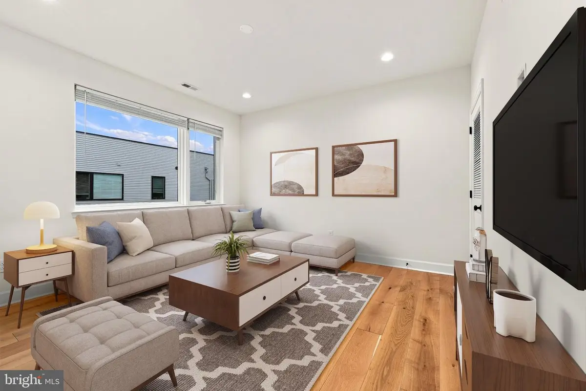 2010 N 5th St #2c, Philadelphia, PA 19122 - #1