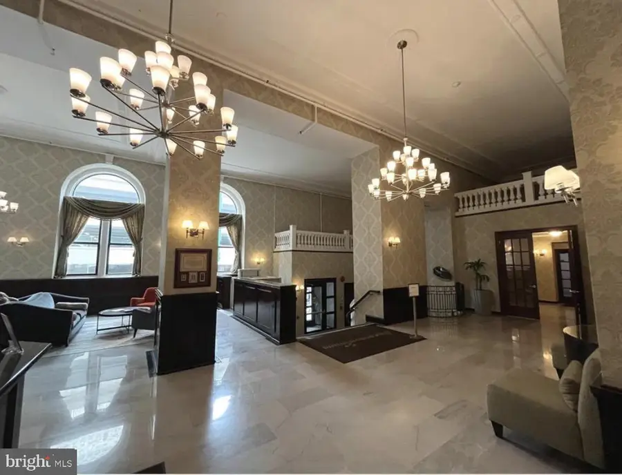 1324 Locust St #501, Philadelphia, PA 19107 - #2