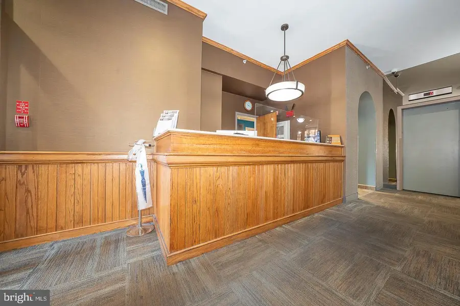118 S 21st St #1002, Philadelphia, PA 19103 - #2