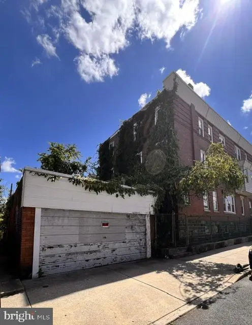 6047 & 6049 Chestnut St, Philadelphia, PA 19139 - #3