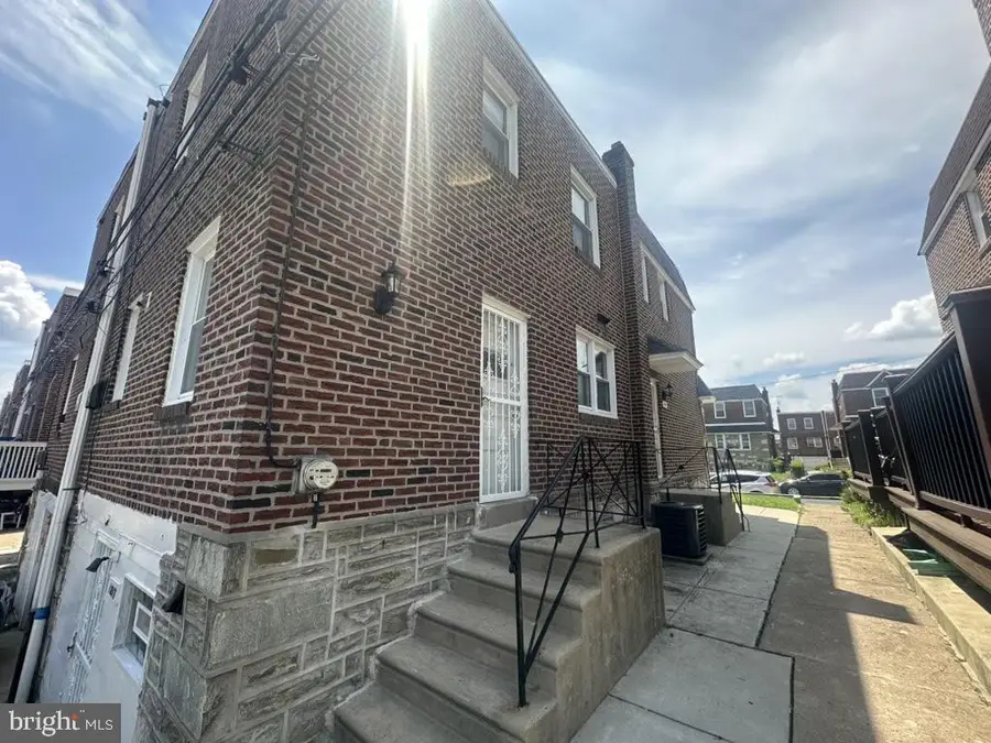 1817 Megargee St, Philadelphia, PA 19152 - #2