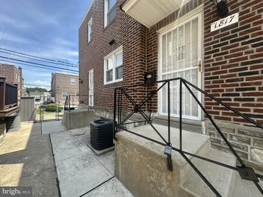 1817 Megargee St, Philadelphia, PA 19152 - #3