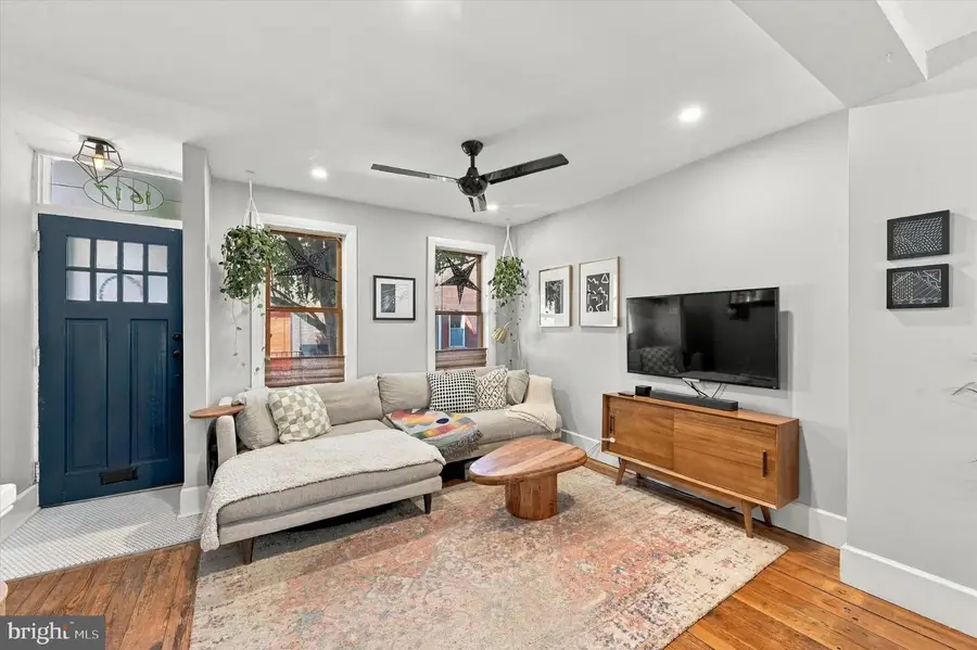 1617 S Iseminger St, Philadelphia, PA 19148 - #3