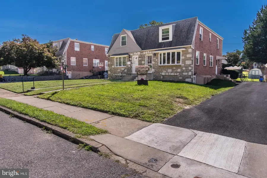 8617 Alicia St, Philadelphia, PA 19115 - #2