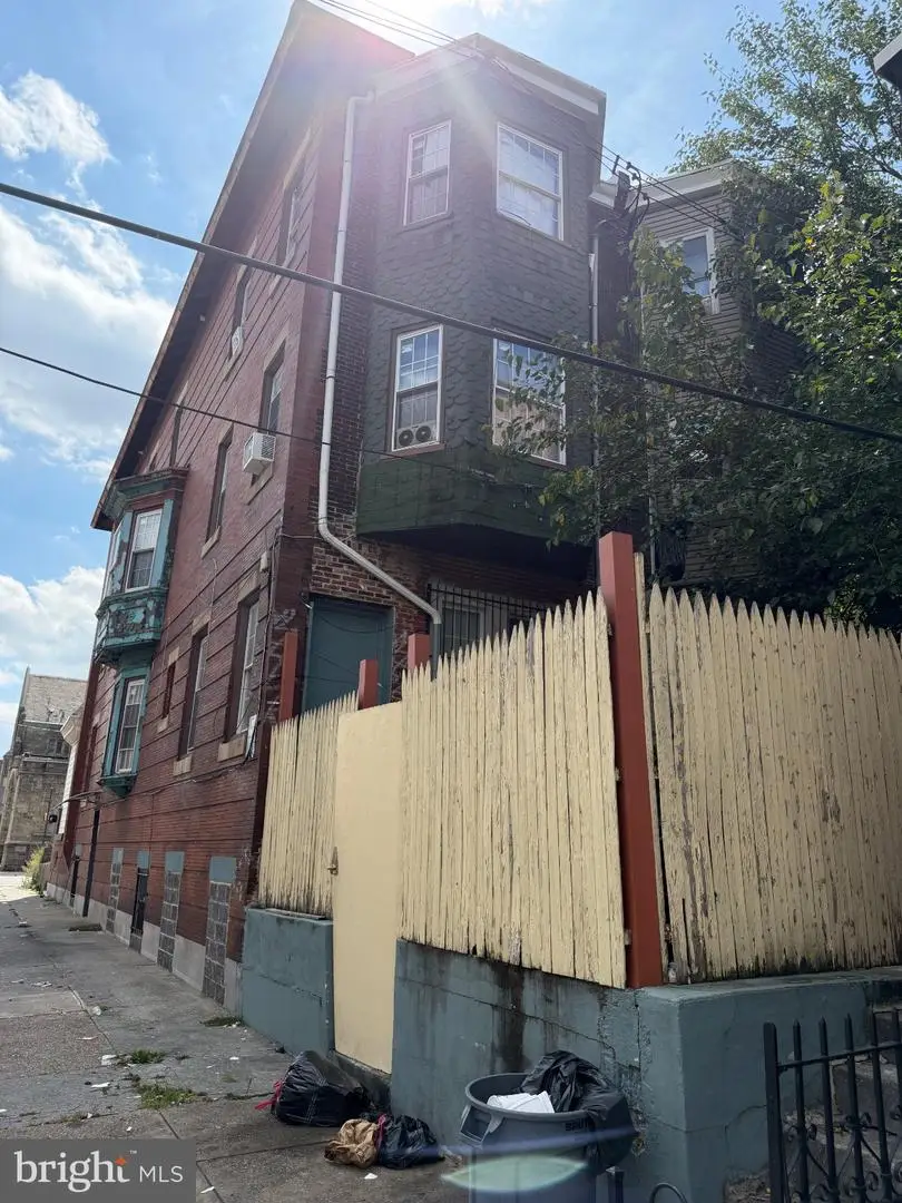 1101 W Lehigh Ave, Philadelphia, PA 19133 - #3