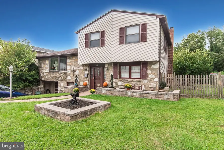 468 Pinewood Rd, Philadelphia, PA 19116 - #2