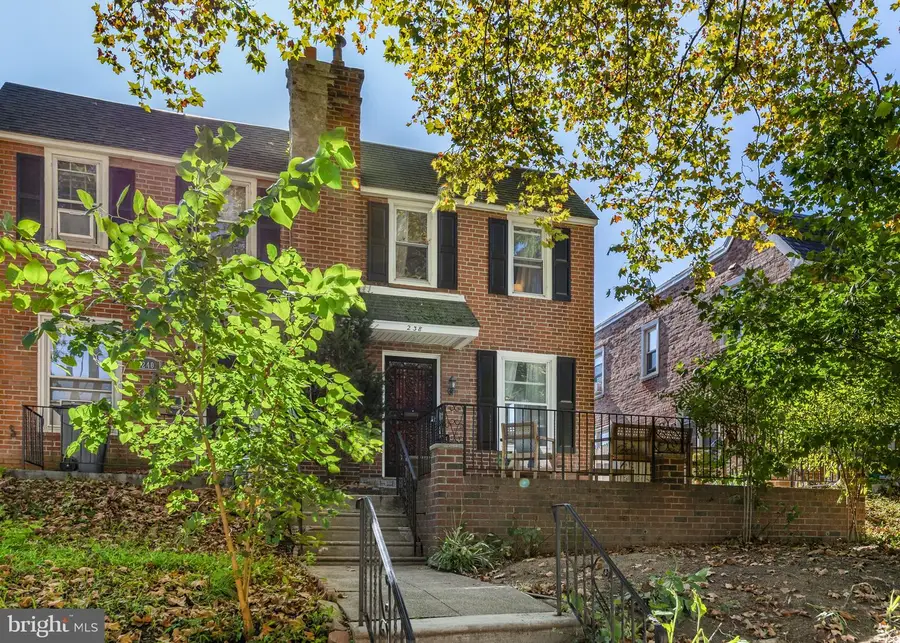 238 E Mount Pleasant Ave, Philadelphia, PA 19119 - #3