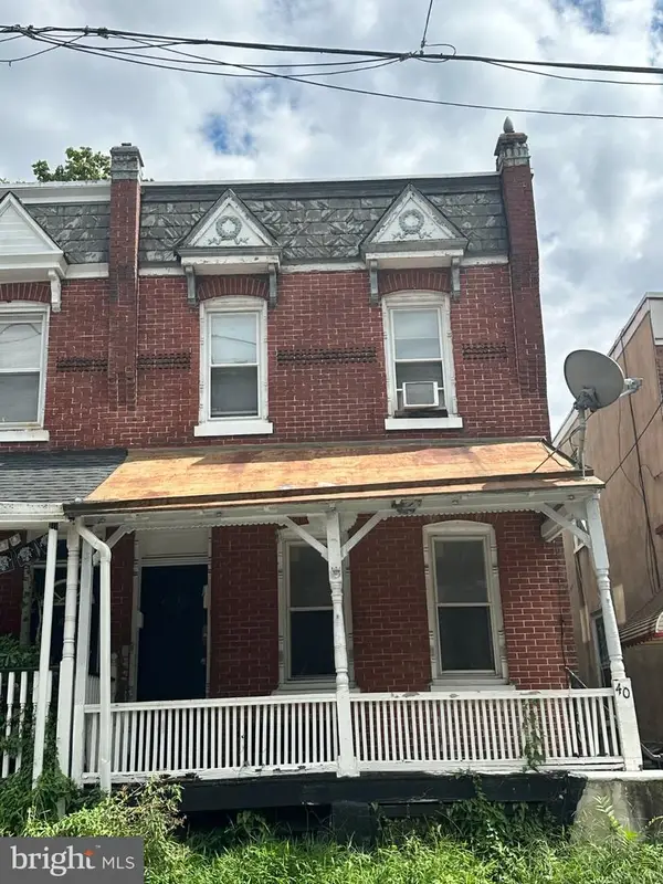 40 W Wyneva St, PHILADELPHIA, PA 19144