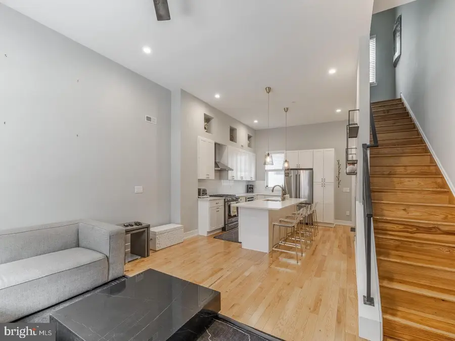 129 W Allen St, Philadelphia, PA 19123 - #2