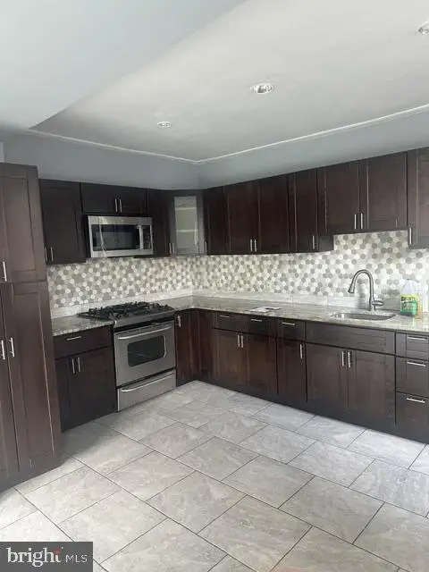 138 W Luray St, Philadelphia, PA 19140 - #3