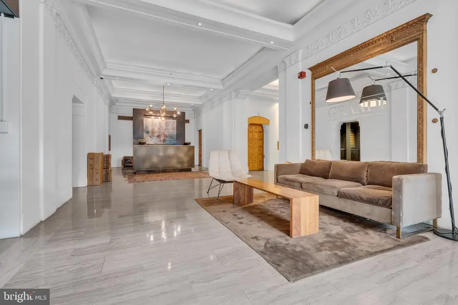 111 S 15th St #p302, Philadelphia, PA 19102 - #3