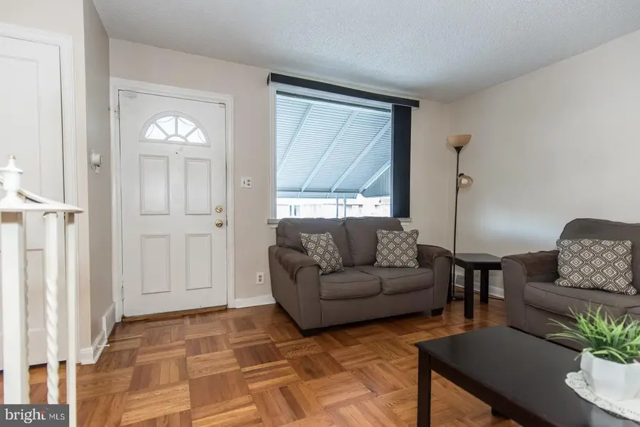 6353 Gillespie St, Philadelphia, PA 19135 - #3