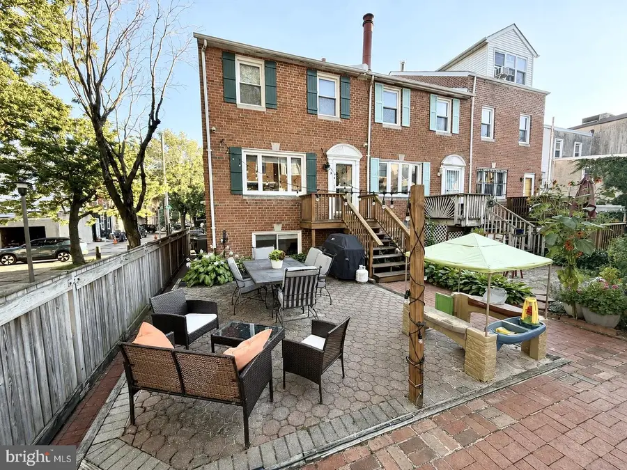 217 Manton St, Philadelphia, PA 19147 - #3