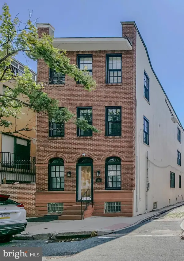 1016 Bainbridge St, PHILADELPHIA, PA 19147
