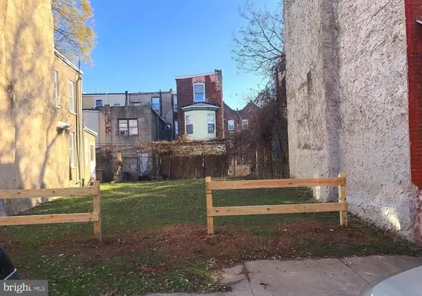 2105 N Woodstock St, PHILADELPHIA, PA 19121