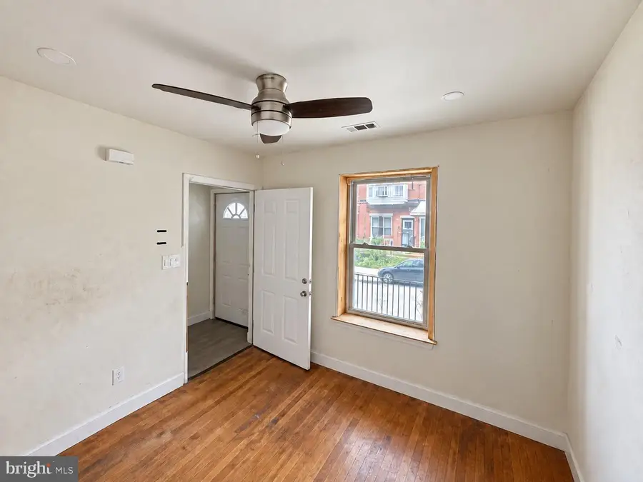 323 N Salford St, Philadelphia, PA 19139 - #3