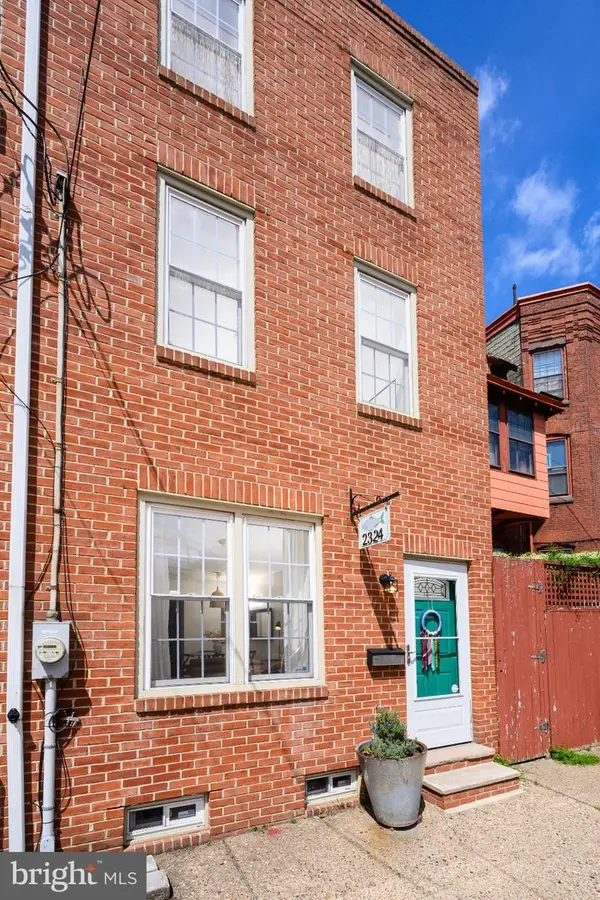2324 Sepviva St, PHILADELPHIA, PA 19125