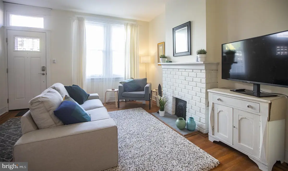 3362 Frederick St, Philadelphia, PA 19129 - #1