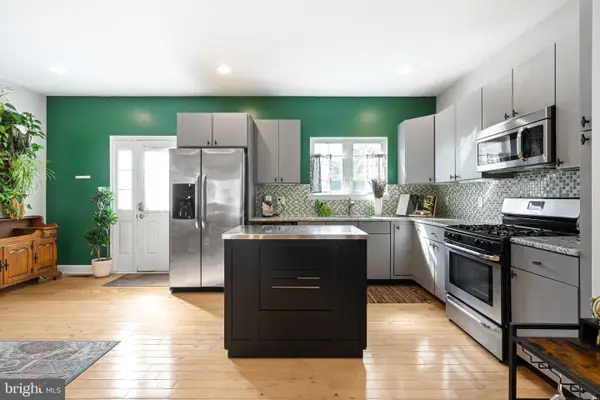 650 N 8th St, PHILADELPHIA, PA 19123