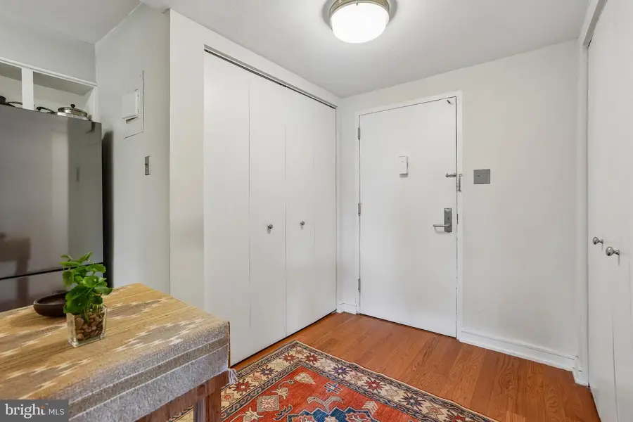 604 S Washington Sq #416, Philadelphia, PA 19106 - #3