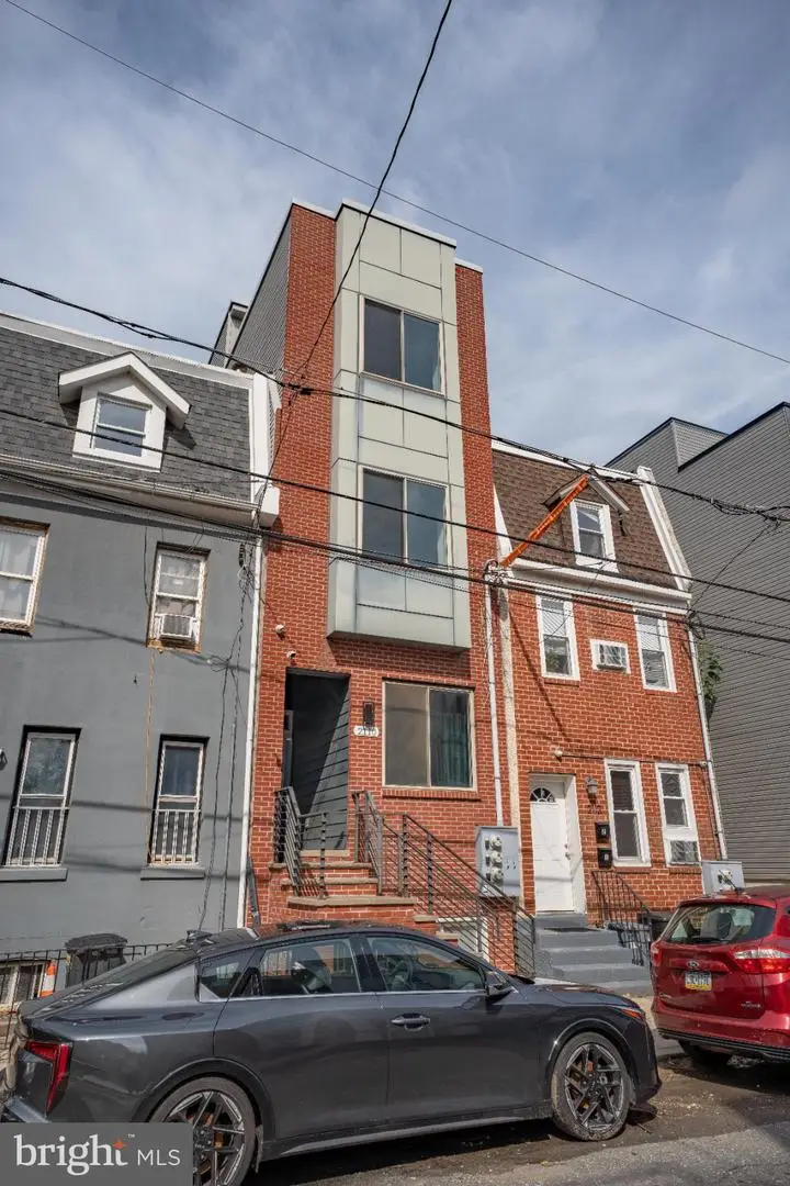 2110 N 7th St, Philadelphia, PA 19122 - #3