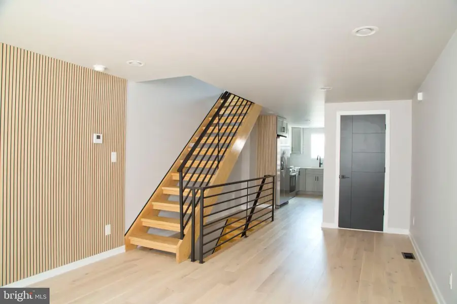 1238 S Warnock St, Philadelphia, PA 19147 - #3