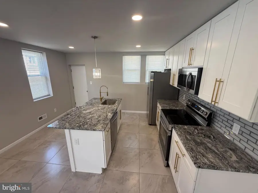 1835 Dallas St, Philadelphia, PA 19126 - #3