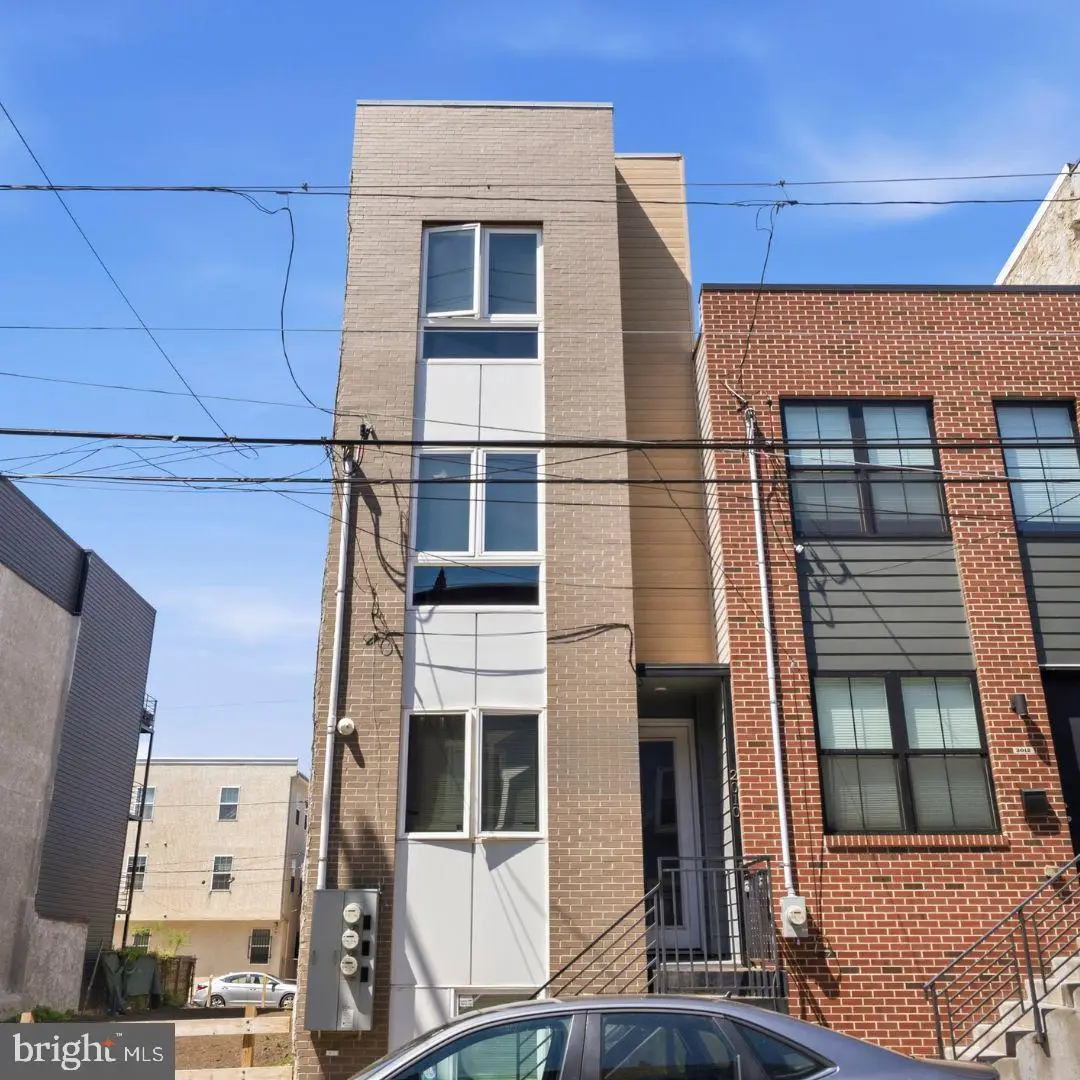 2010 N 8th St, Philadelphia, PA 19122 - #1