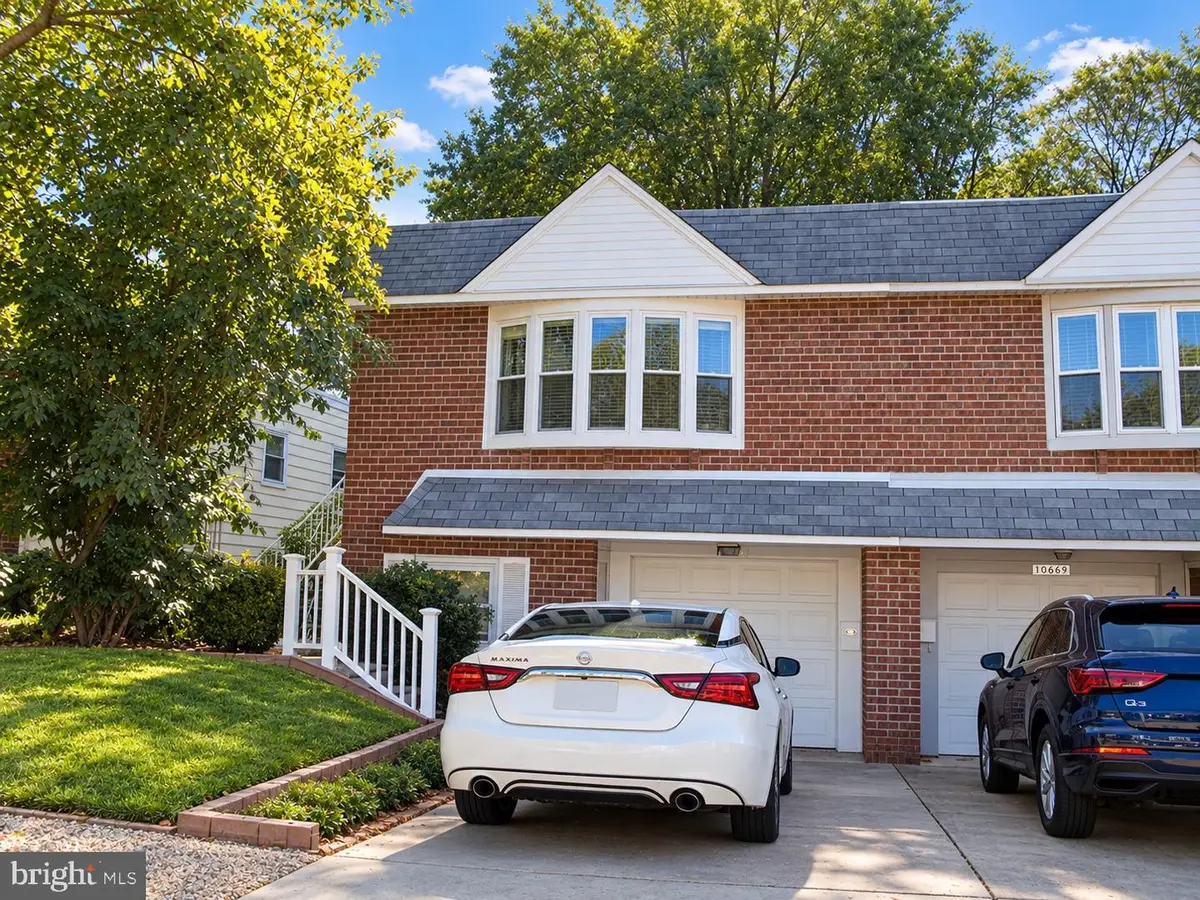 10671 Halstead St, Philadelphia, PA 19116 - #1