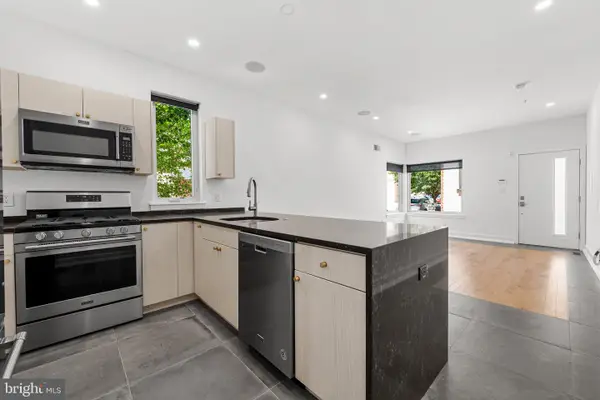 2300 E Dakota St, PHILADELPHIA, PA 19125
