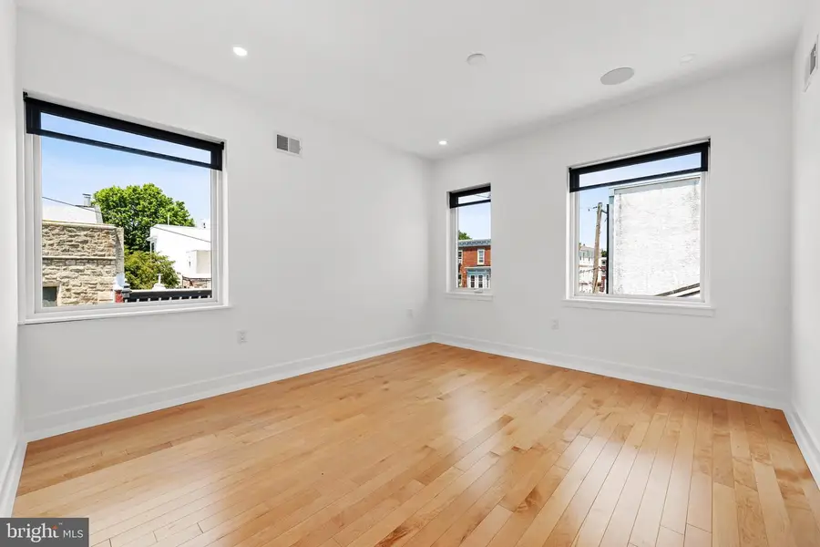 2300 E Dakota St, Philadelphia, PA 19125 - #3