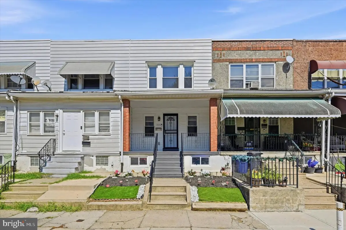 2631 S Holbrook St, Philadelphia, PA 19142 - #1