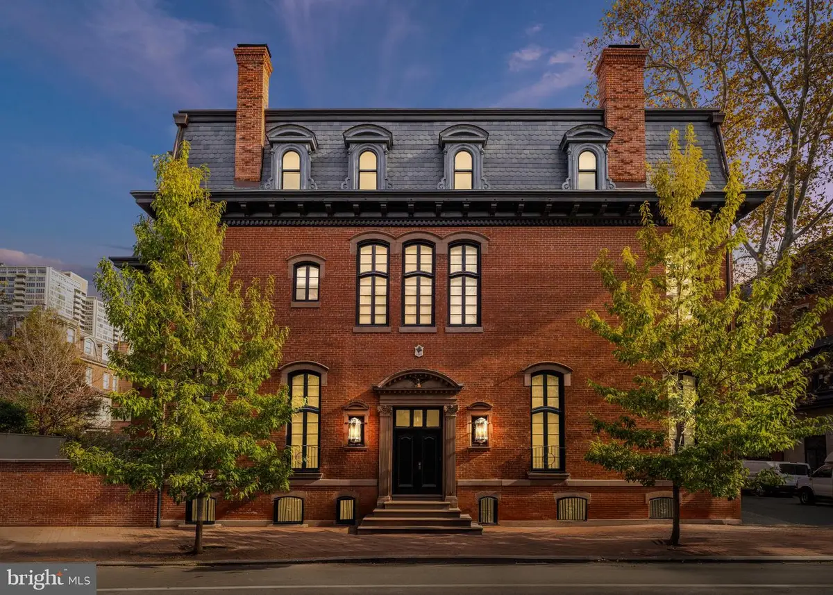 2041 Delancey Pl, Philadelphia, PA 19103 - #1
