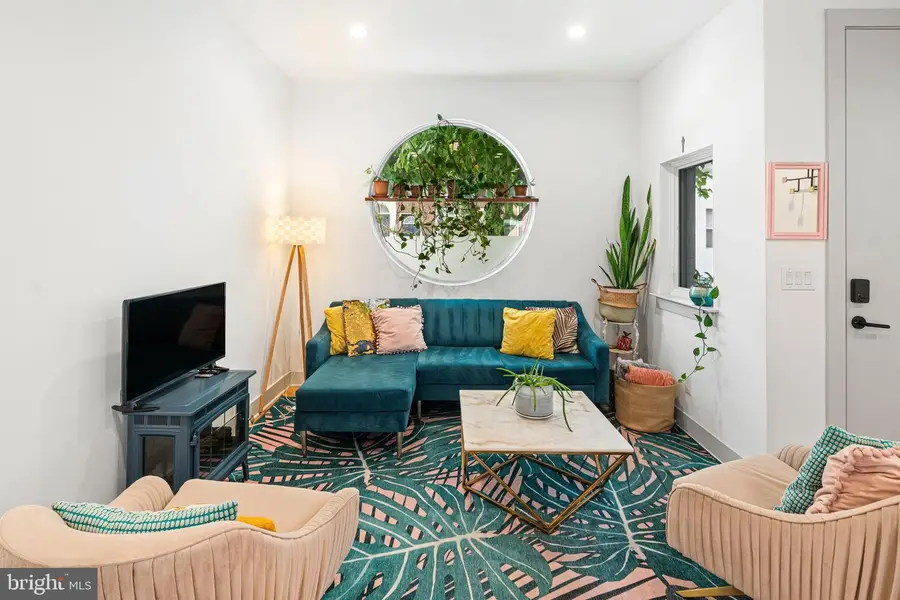 2031 E Firth St, Philadelphia, PA 19125 - #2