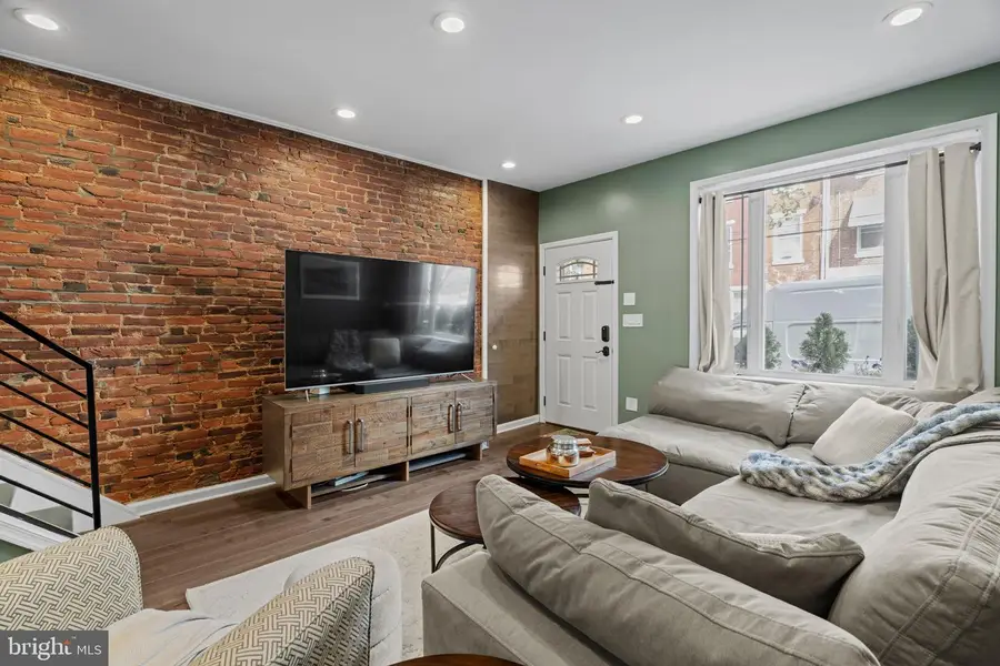 1628 N 3rd St, Philadelphia, PA 19122 - #2