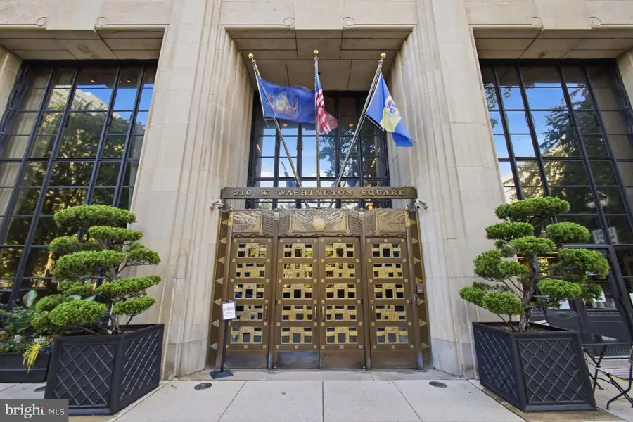 210 W Washington Sq #6n, Philadelphia, PA 19106 - #2