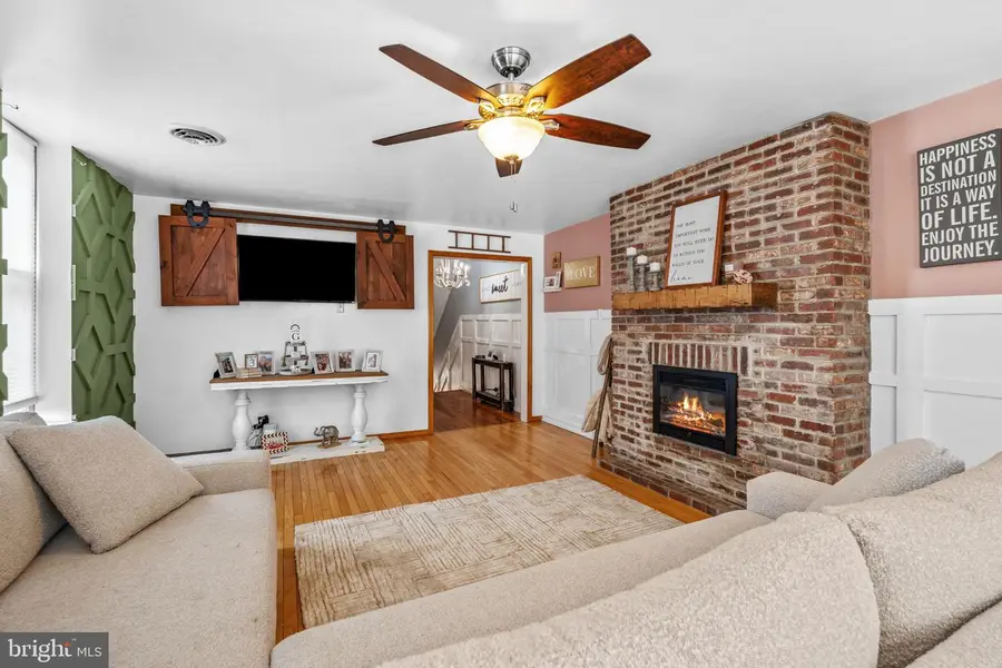 122 Sumac St, Philadelphia, PA 19128 - #2