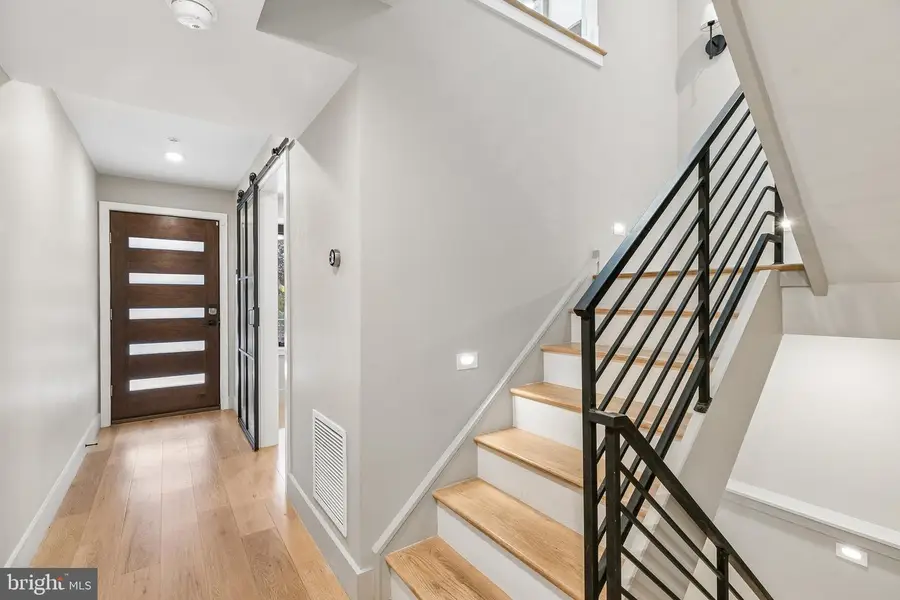 2825 Cambridge St, Philadelphia, PA 19130 - #3