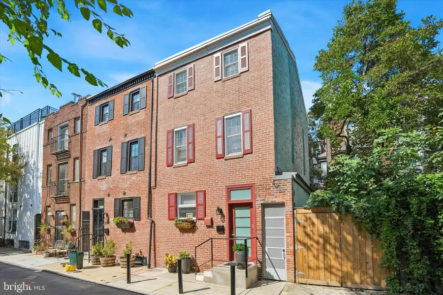2045 Waverly St, Philadelphia, PA 19146 - #2