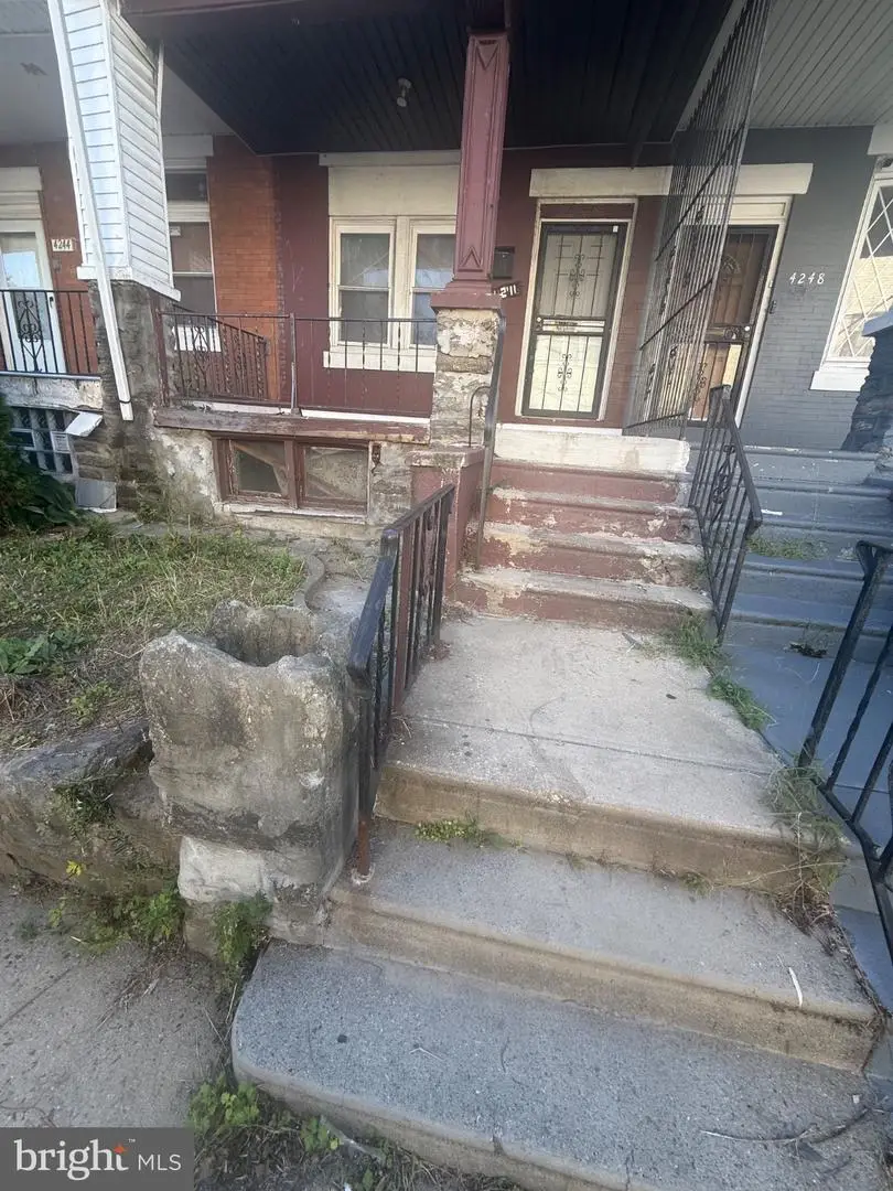 4246 Carlisle St, Philadelphia, PA 19140 - #2