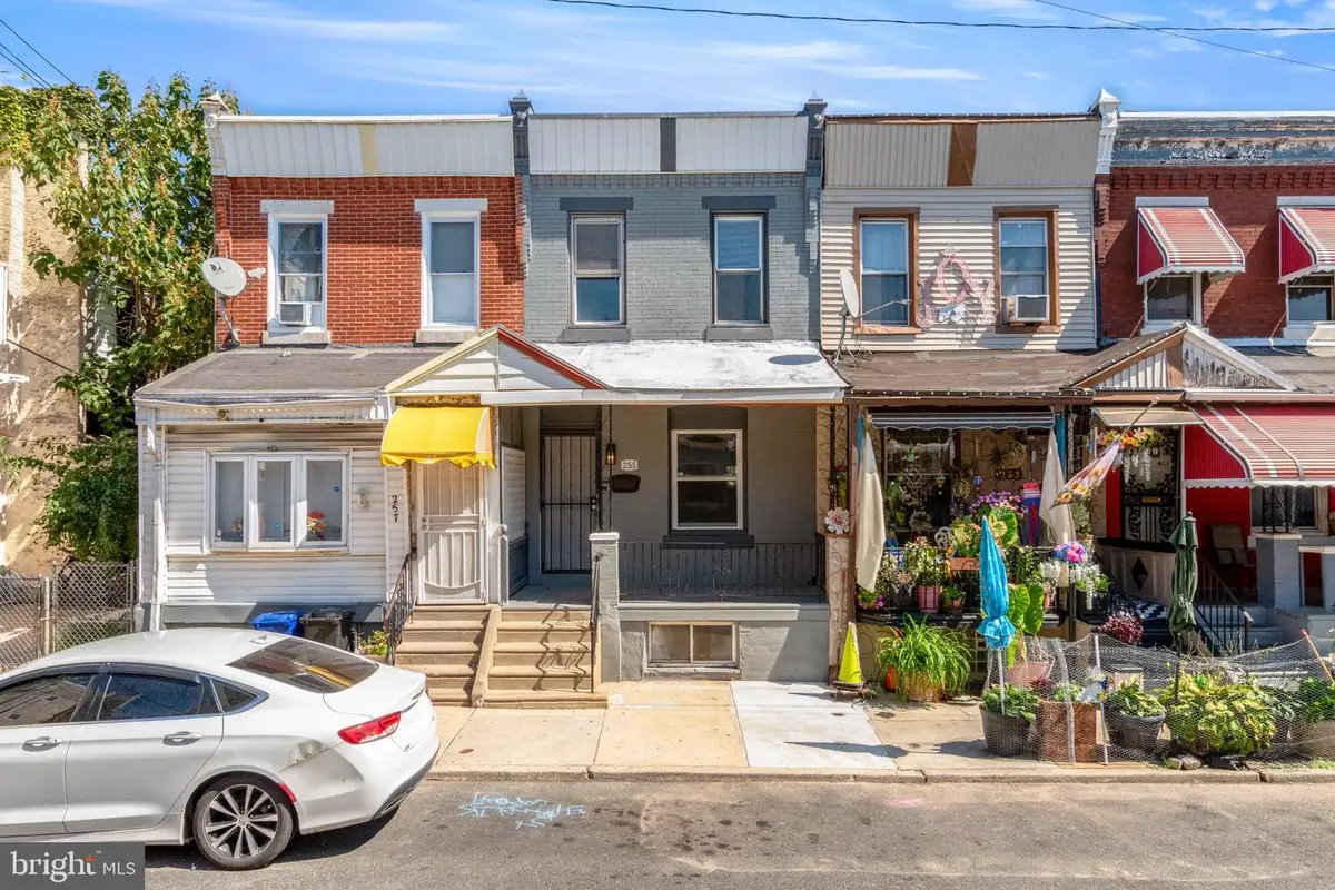 255 N Hobart St, Philadelphia, PA 19139 - #1
