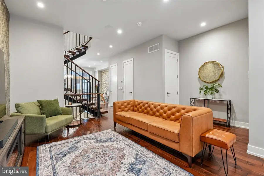 610 N Bodine St, Philadelphia, PA 19123 - #3