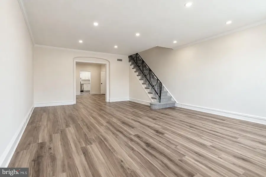 6420 N 15th St, Philadelphia, PA 19126 - #2