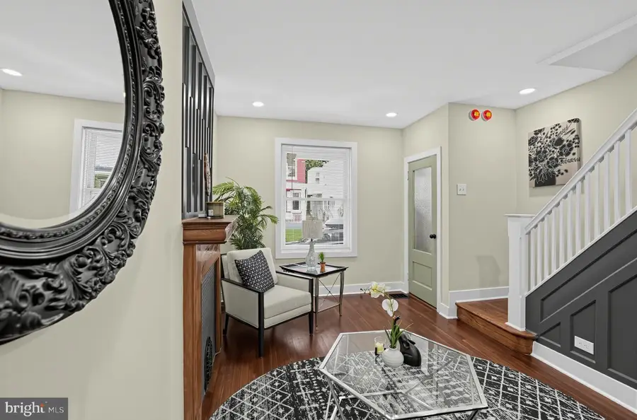 24 W Duval St, Philadelphia, PA 19144 - #2