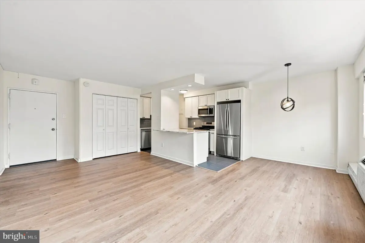 2101 Chestnut St #416, Philadelphia, PA 19103 - #1