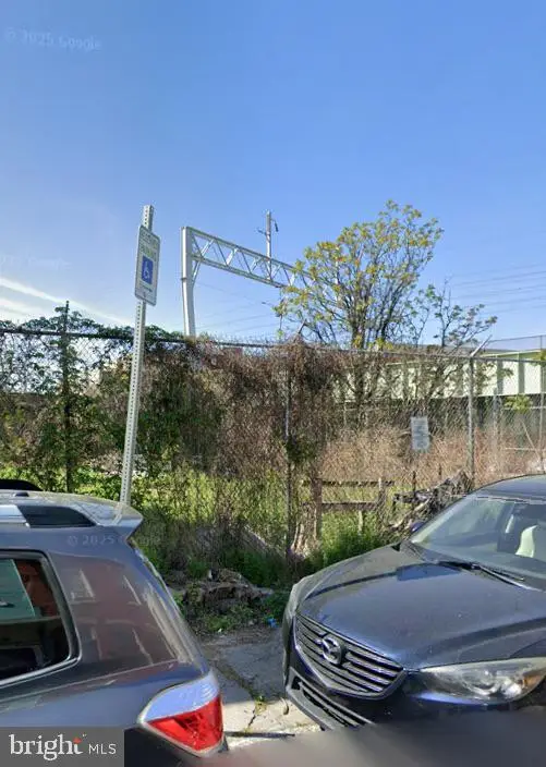938 Edgley St, PHILADELPHIA, PA 19122