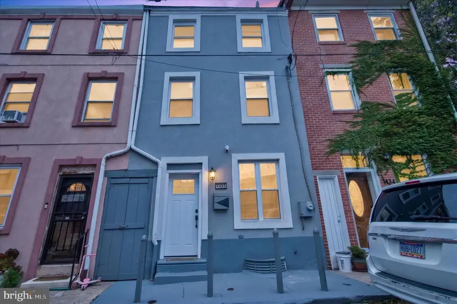 1432 N Leithgow St, Philadelphia, PA 19122 - #2
