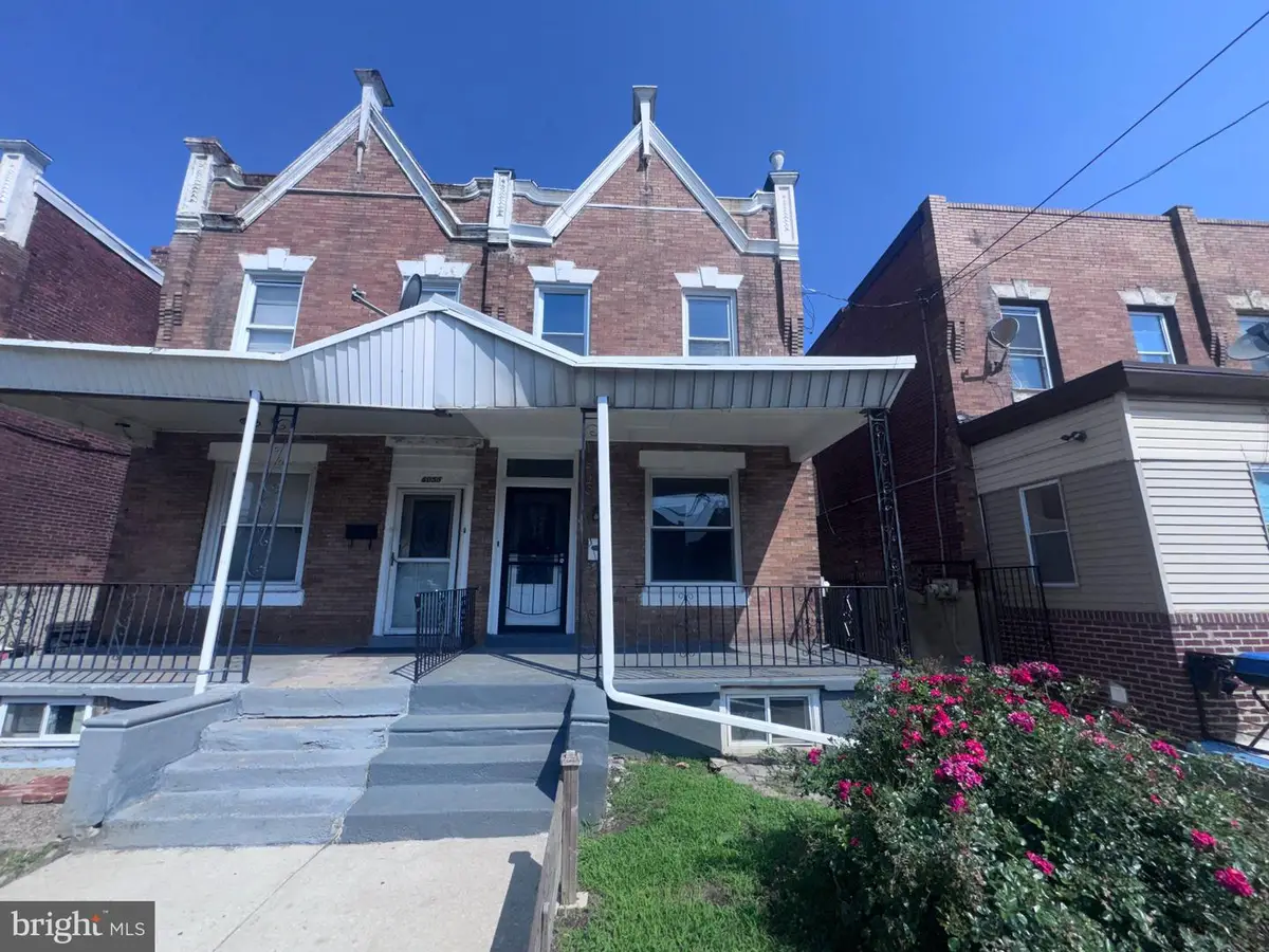 6053 Greenway Ave, Philadelphia, PA 19142 - #1