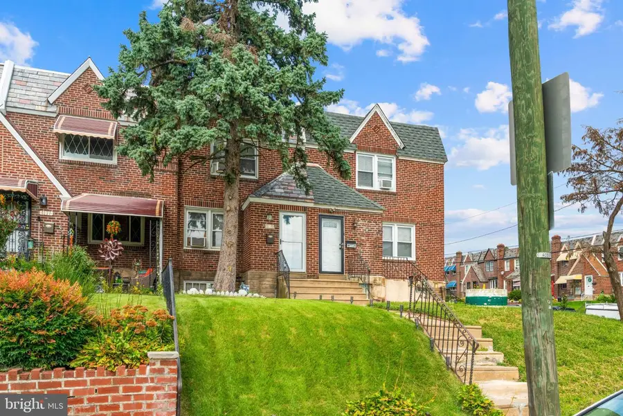 1179 E Dorset St, Philadelphia, PA 19150 - #2